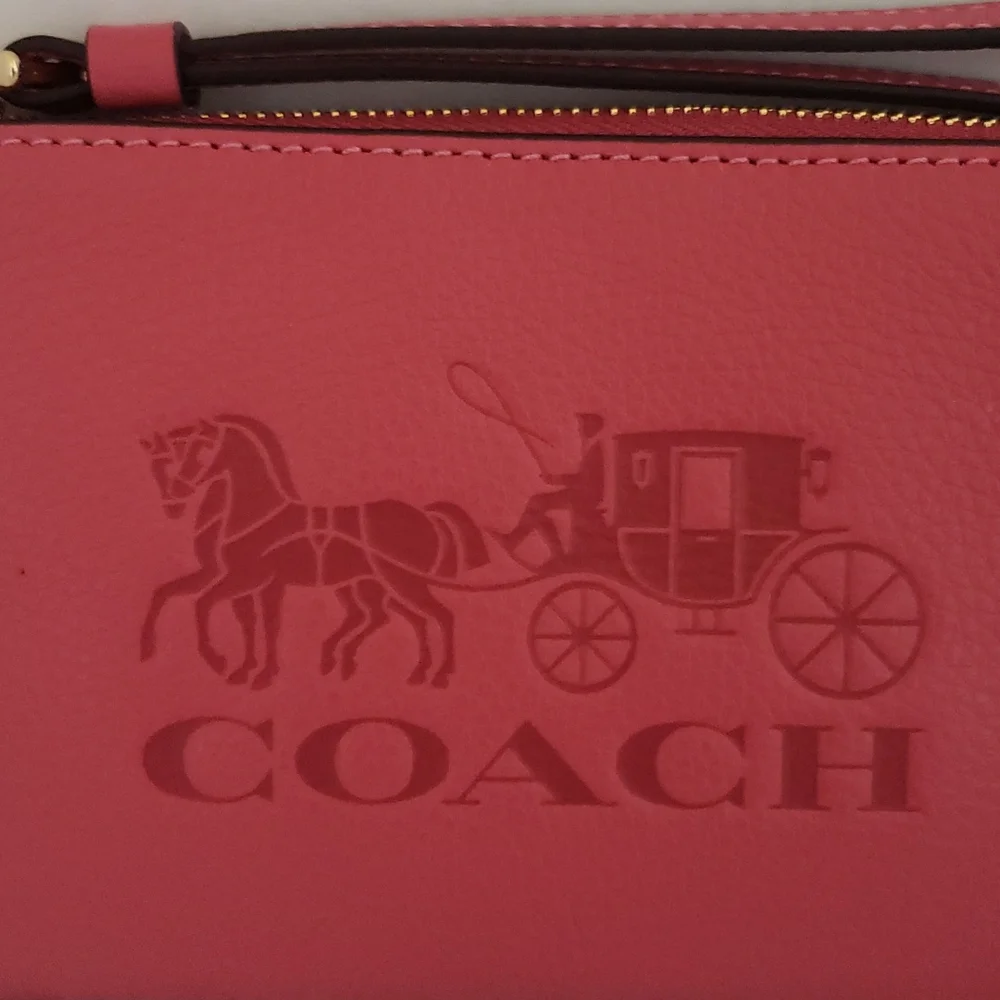 Coach | NWT Women's Corner Zip Embossed with the Classis Horse and Carriage - Picture 2 of 7